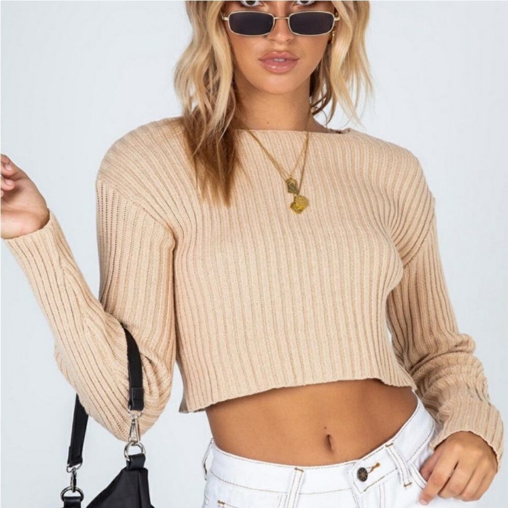Princess Polly Women's Beige Cropped‎ Sweater in Size XS/Small Preloved Good